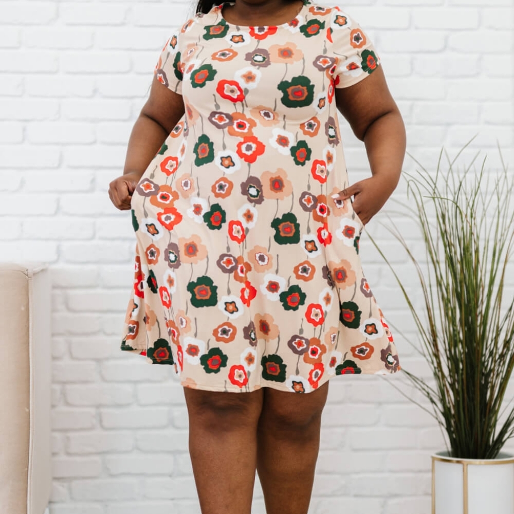 P & Rose Full Size Flower Market Floral Dress with Pockets - Picture 6 of 11